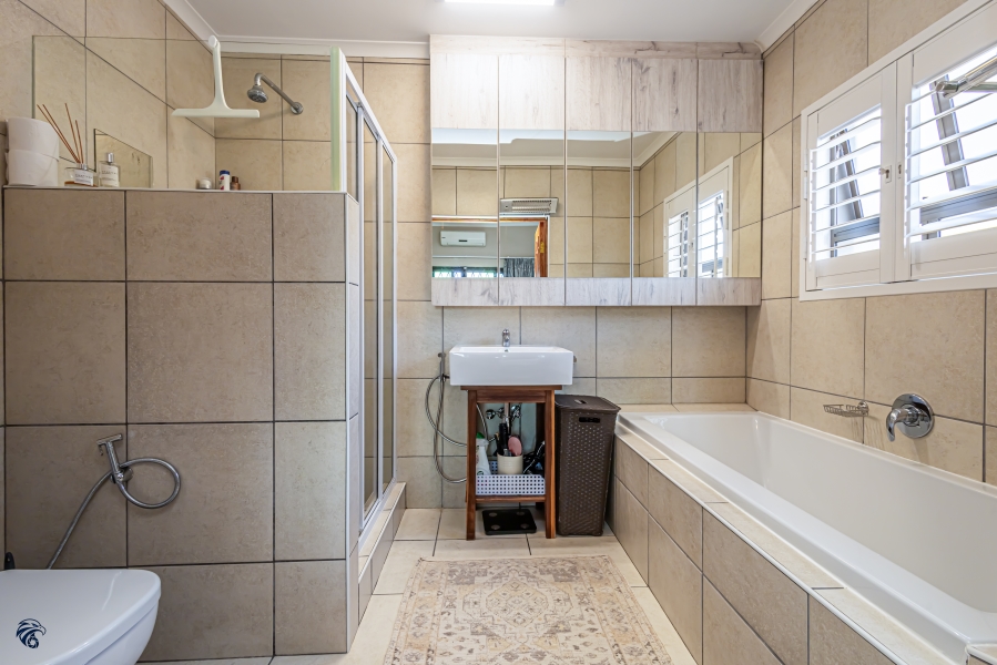 3 Bedroom Property for Sale in Myburgh Park Western Cape
